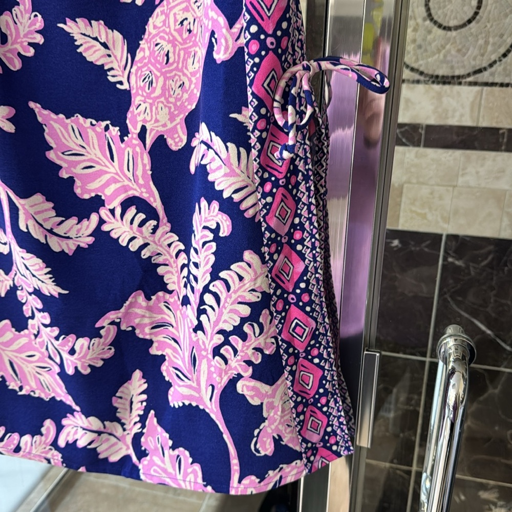 Lily Pulitzer romper, size 10, never worn, NWOT. - Picture 3 of 6